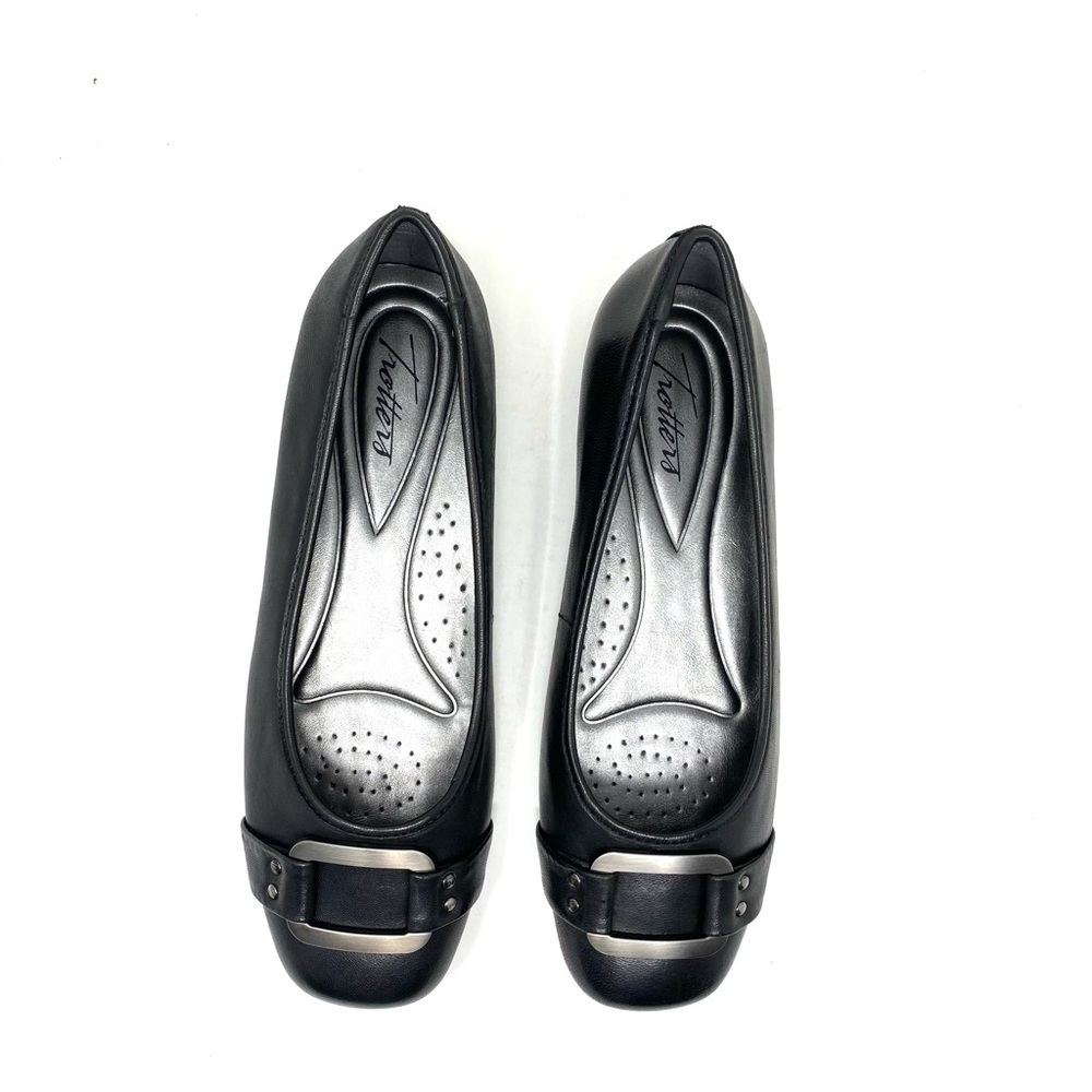 Trotters Sizzle Black Leather Ballet Flats - Picture 5 of 7